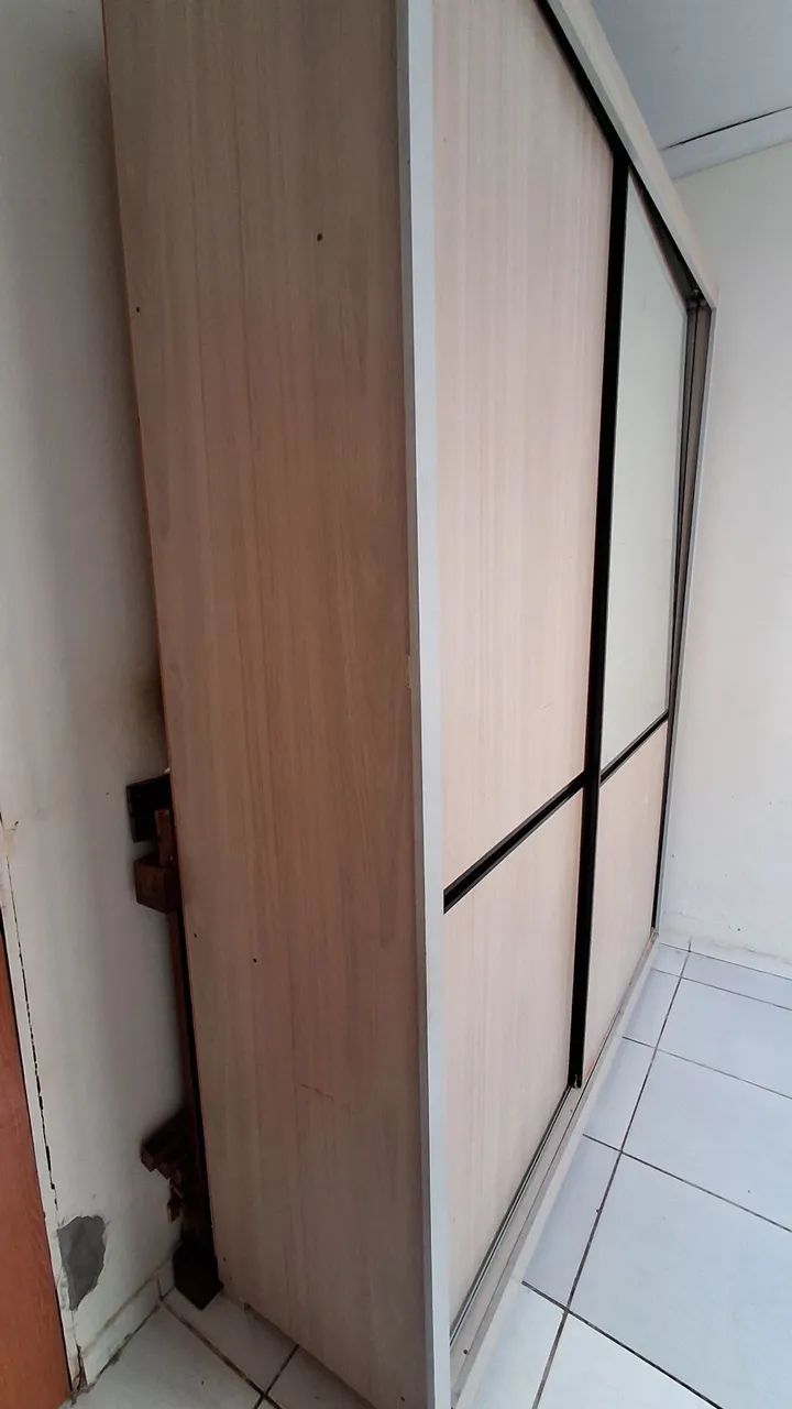 Excelente guarda roupa de mdf - Foto 4