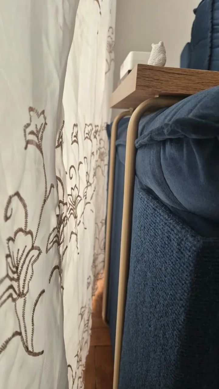 Mesa de encaixe sofá Castanha com pés dourados - Foto 2