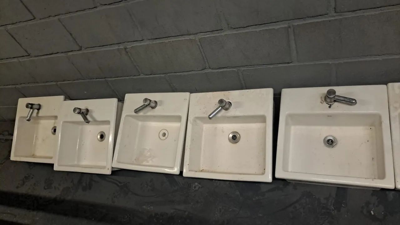 White Deca Built-in Sink