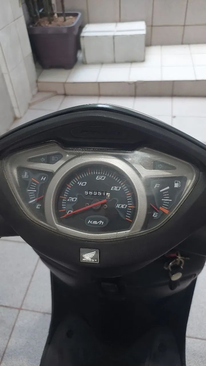 Moto Honda Lead  - Foto 3
