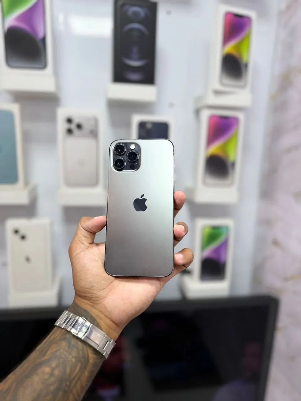 IPHONE 12 PRO MAX 256GB<br>R$ 2.499,00 <br>GRAFITE