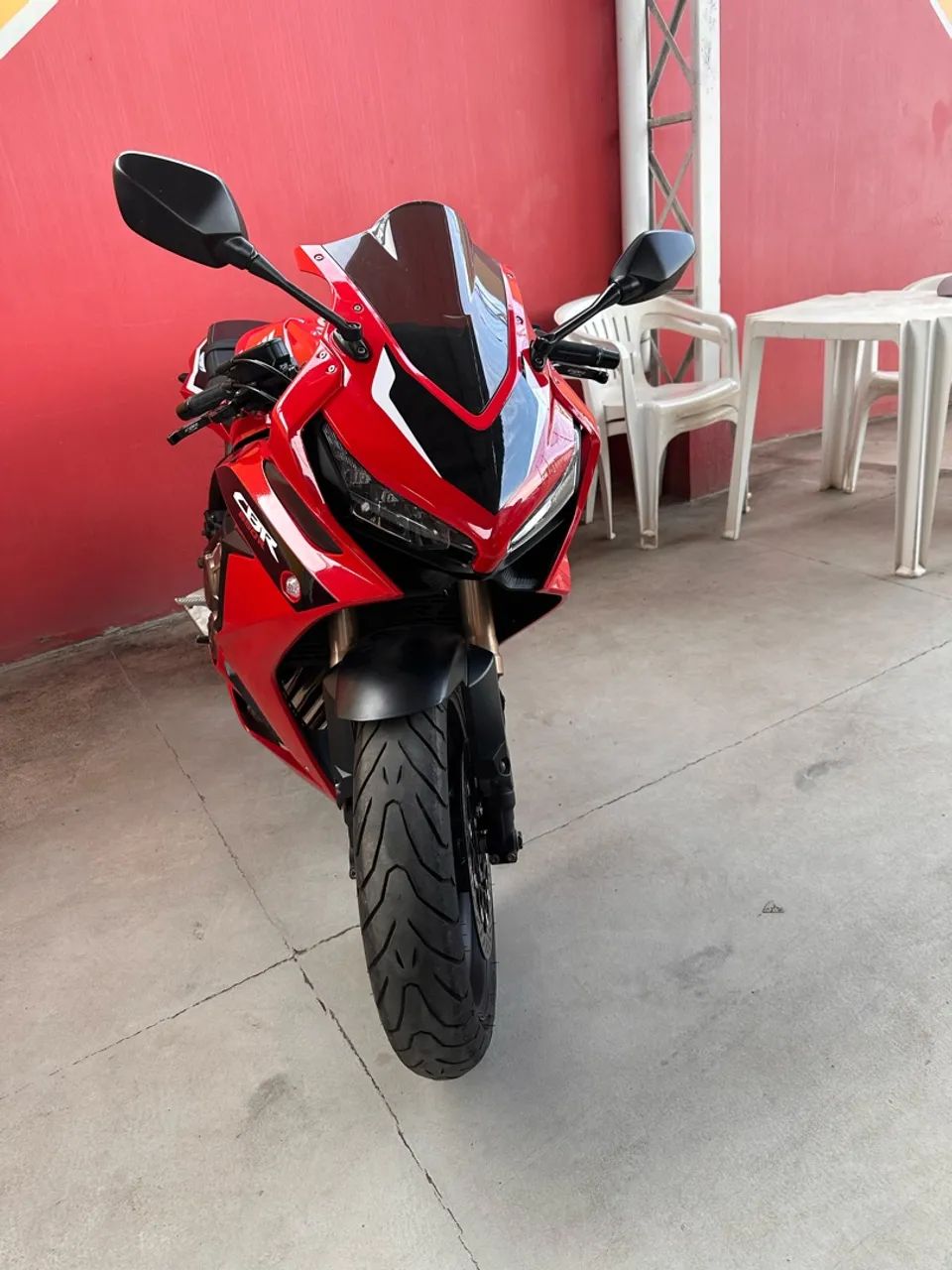 Honda CBR 650 R 2022 - Foto 2