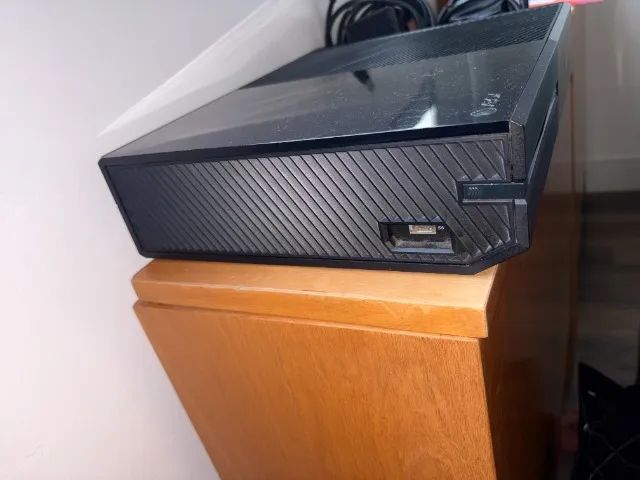 Xbox One 1540 + Kinect Original | Funcionando Perfeitamente - Foto 5