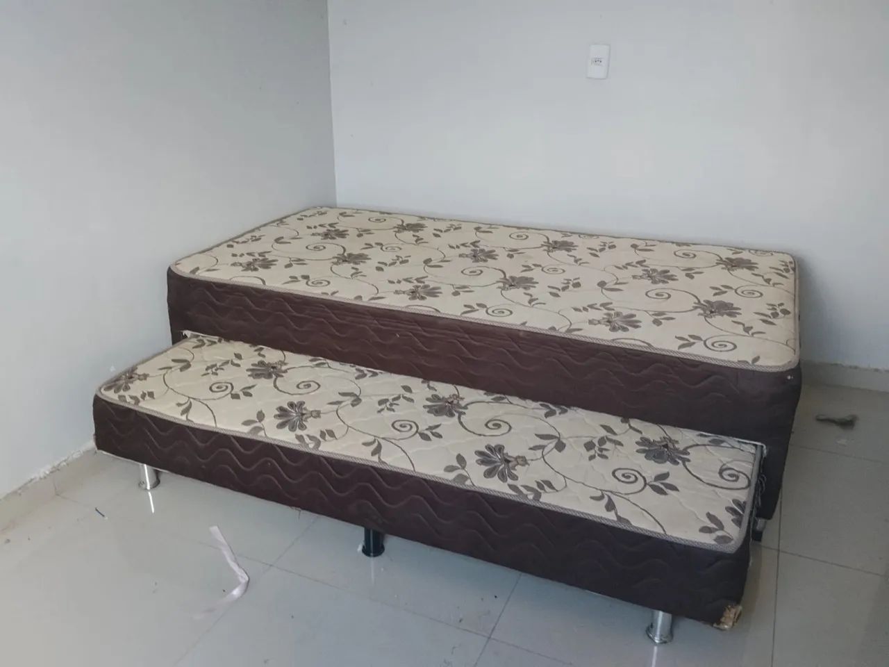 Cama solteirão 