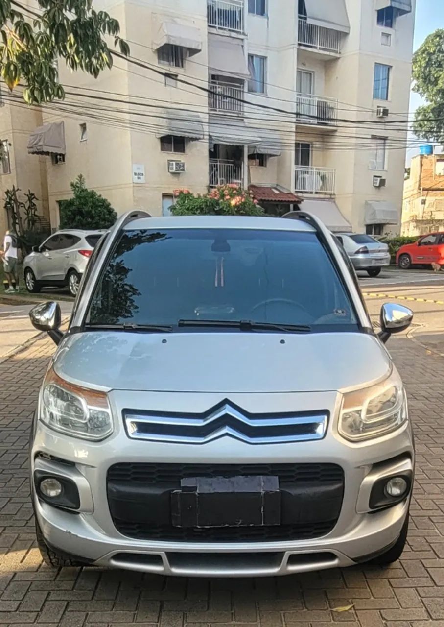 Citroën Aircross AIRCROSS Exclusive 1.6 Flex 16V 5p Mec. 2012