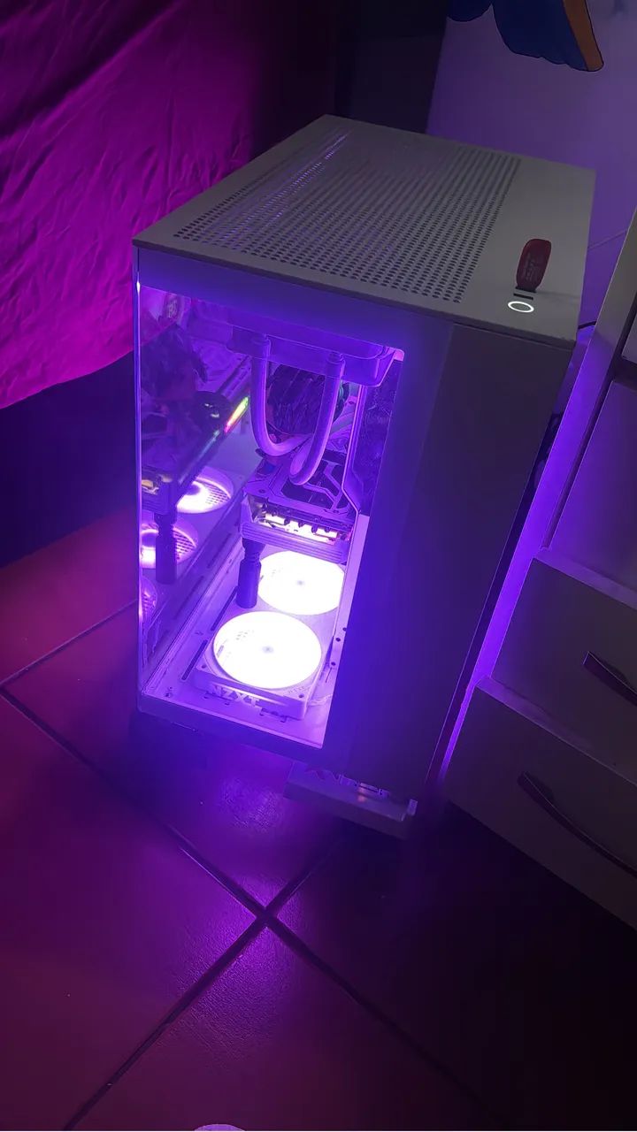 Pc Gamer Ryzen 9950x + 9070 XT  - Foto 2