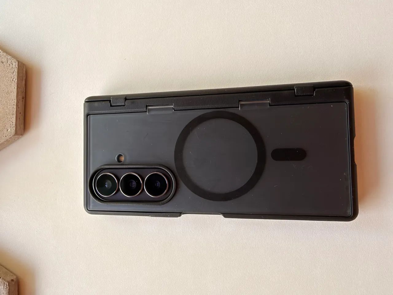 Galaxy Z Fold 7, Preto, 512Gb, perfeito, com capa de proteção e tela privacidade  - Foto 2