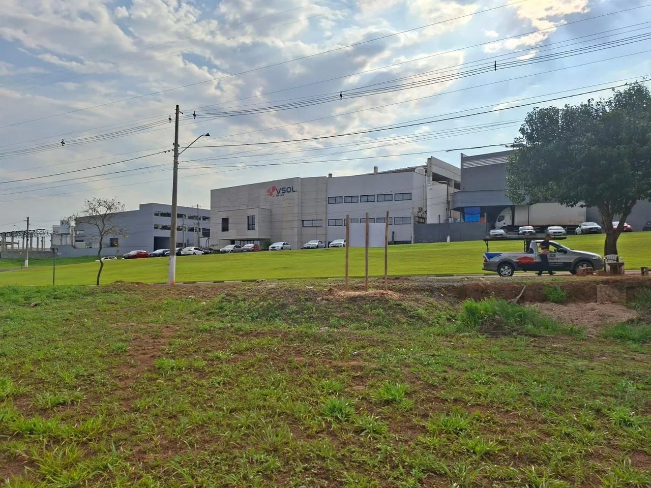 Maravilhoso Terreno Comercial Industrial  - Foto 3