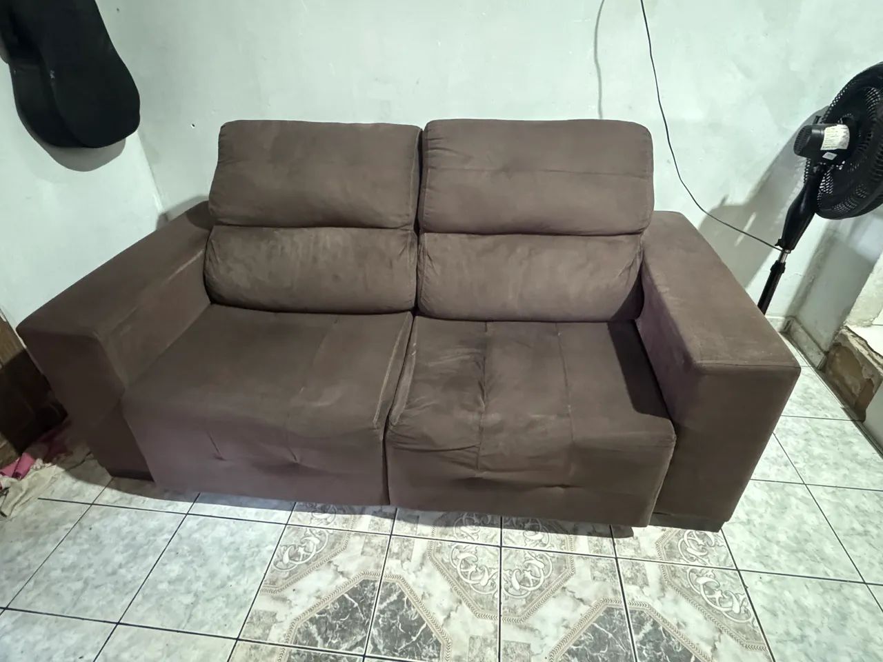 VENDO SOFÁ USADO