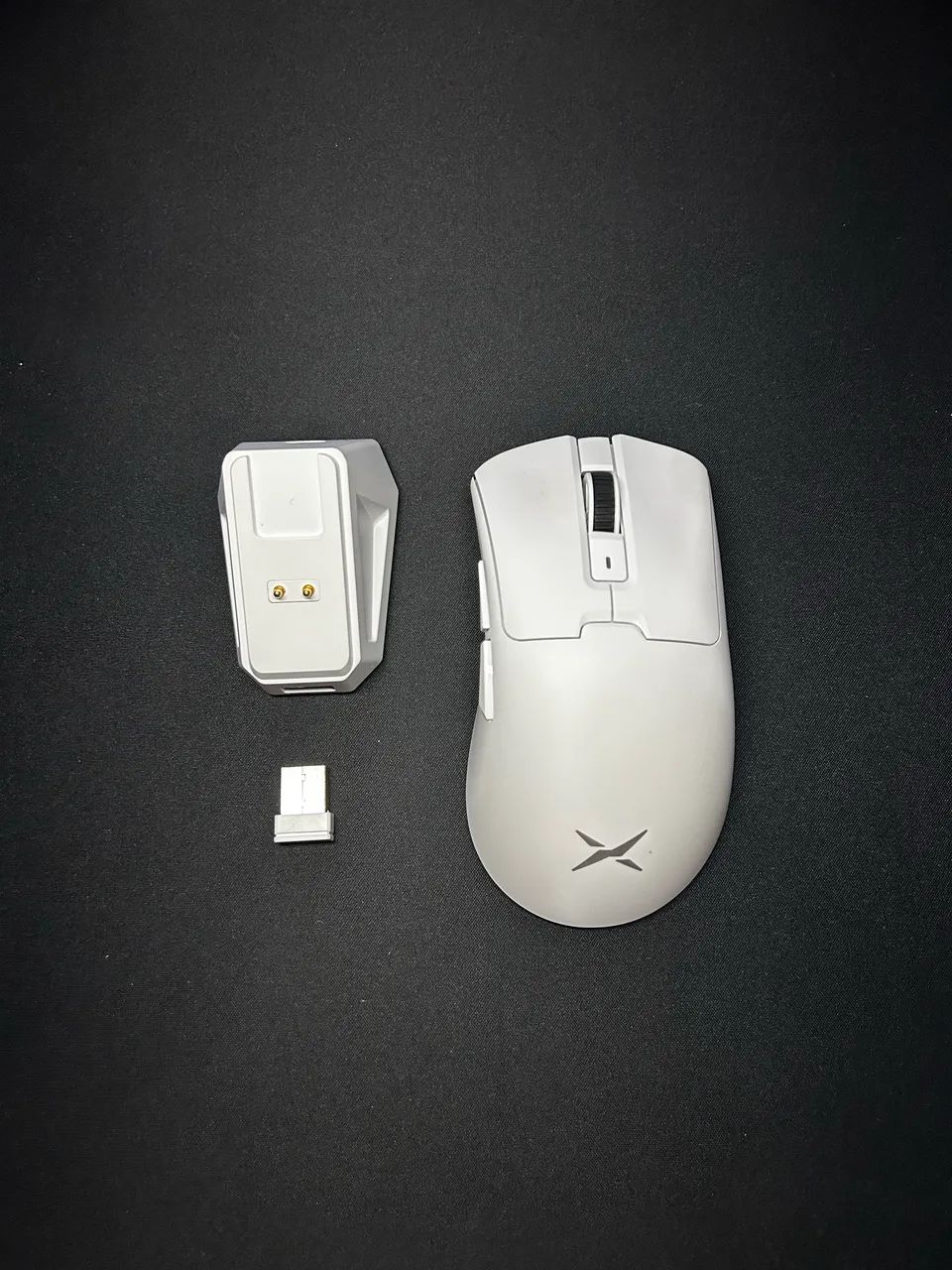 Mouse M900 branco 