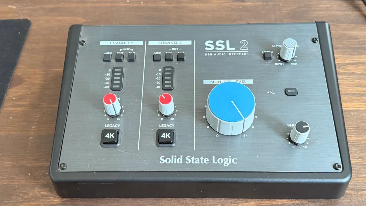 TOP Interface de Áudio Solid State Logic SSL 2