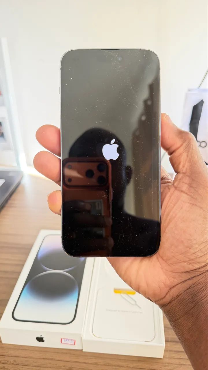 iPhone 14 Pro Max 256 roxo com caixa - Foto 3