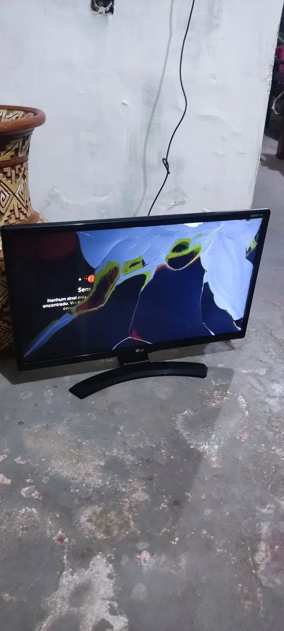 Tv 24 polegadas com defeito  - Foto 2