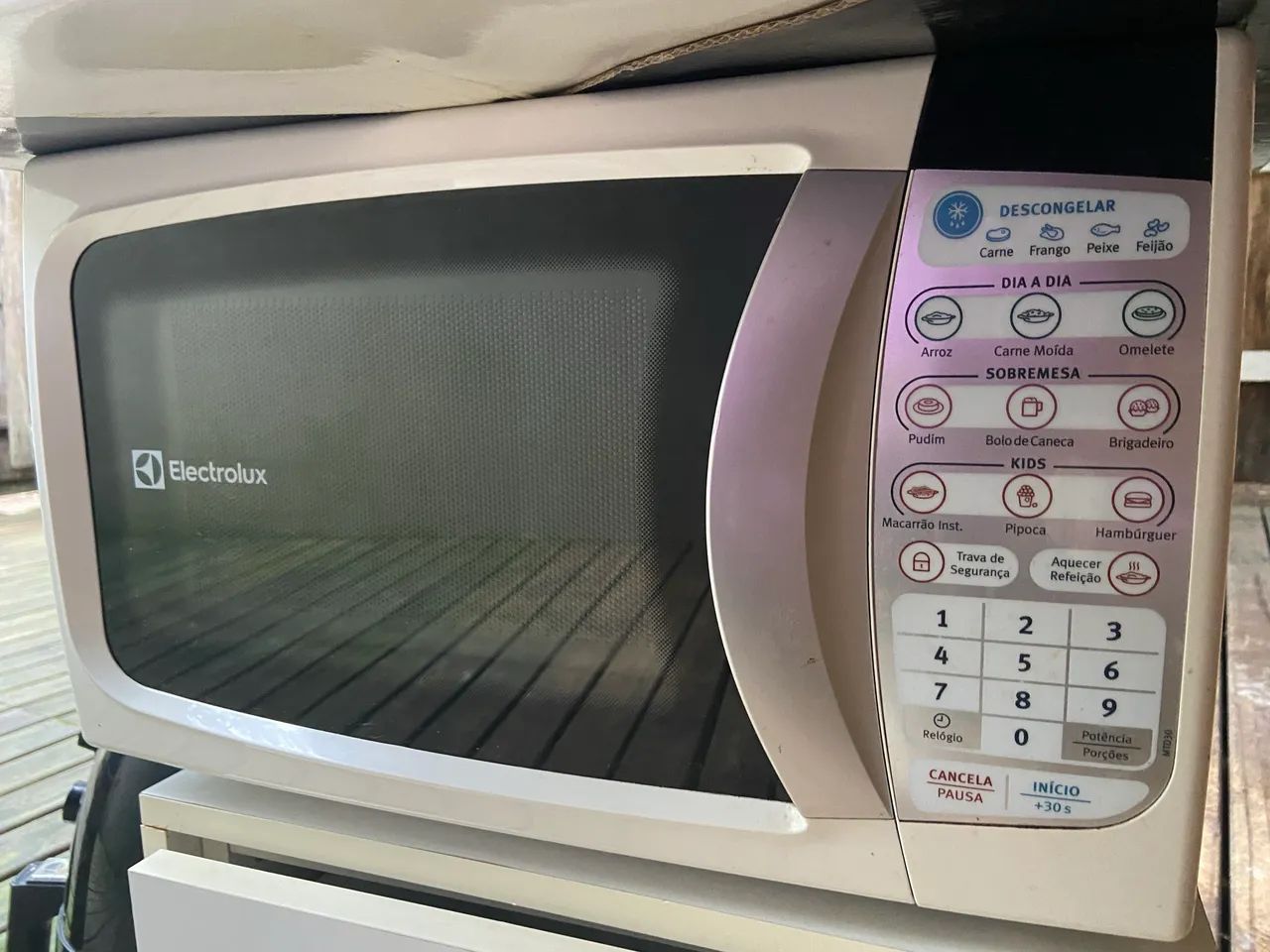 Microondas Eletrolux 20L