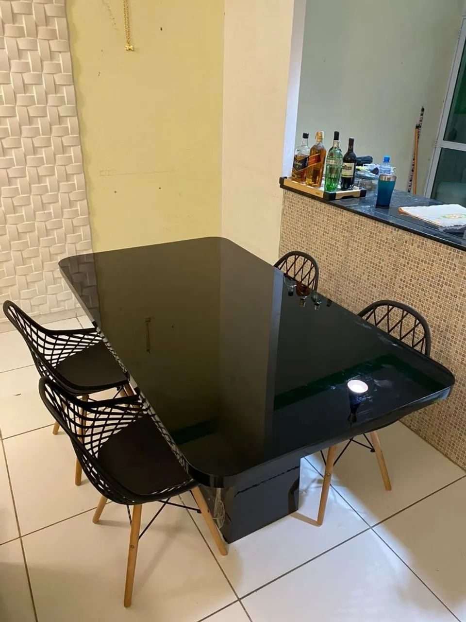 Mesa de Jantar Retangular Luxo com Vidro Laqueado 4mm
