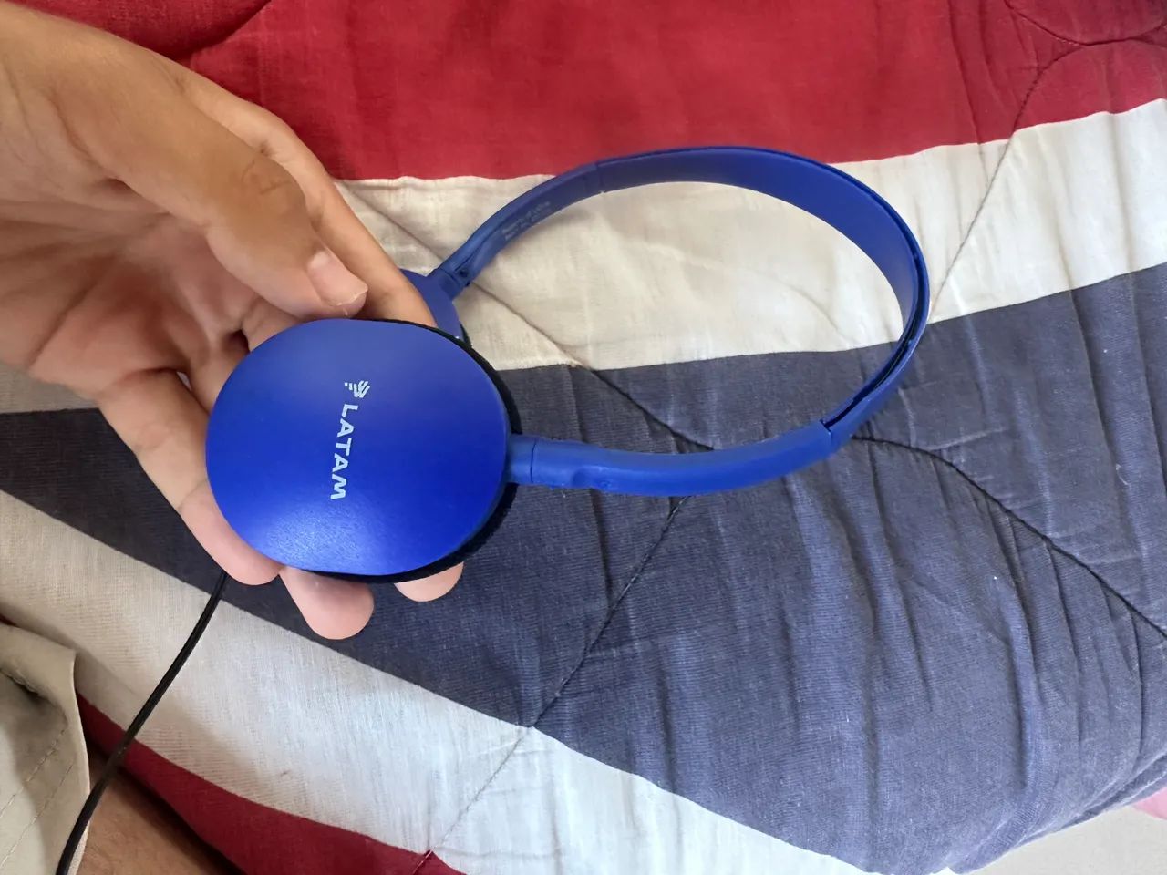 Fone latam original ótima qualidade 