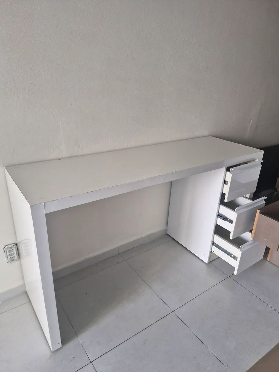 Mesa para profissionais de unhas ou escritório  - Foto 4