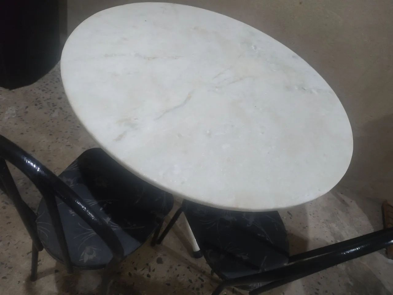 Mesa de cozinha com 2 cadeiras de brinde - Foto 5
