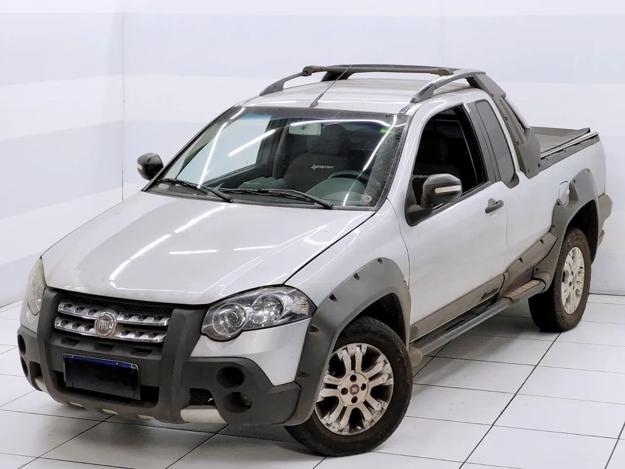 Fiat Strada Adv. Ext./ Ext.1.8 Locker Flex CE 2011 - Foto 2