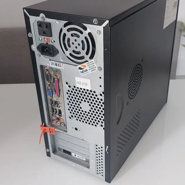 Gabinete ATX 2 Baias - Computador Antigo - Foto 3