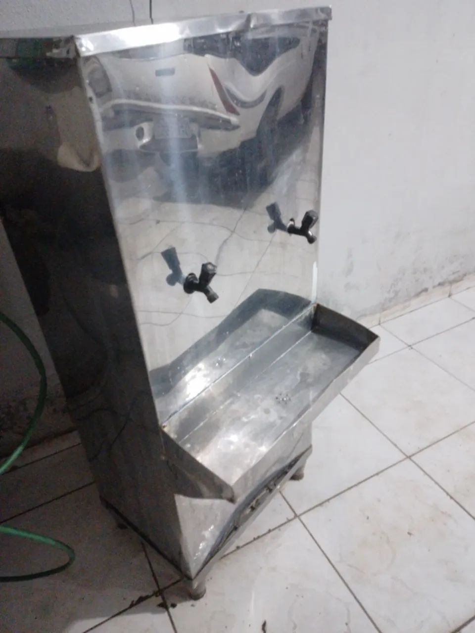 Bebedouro industrial de inox funciona normal  - Foto 2