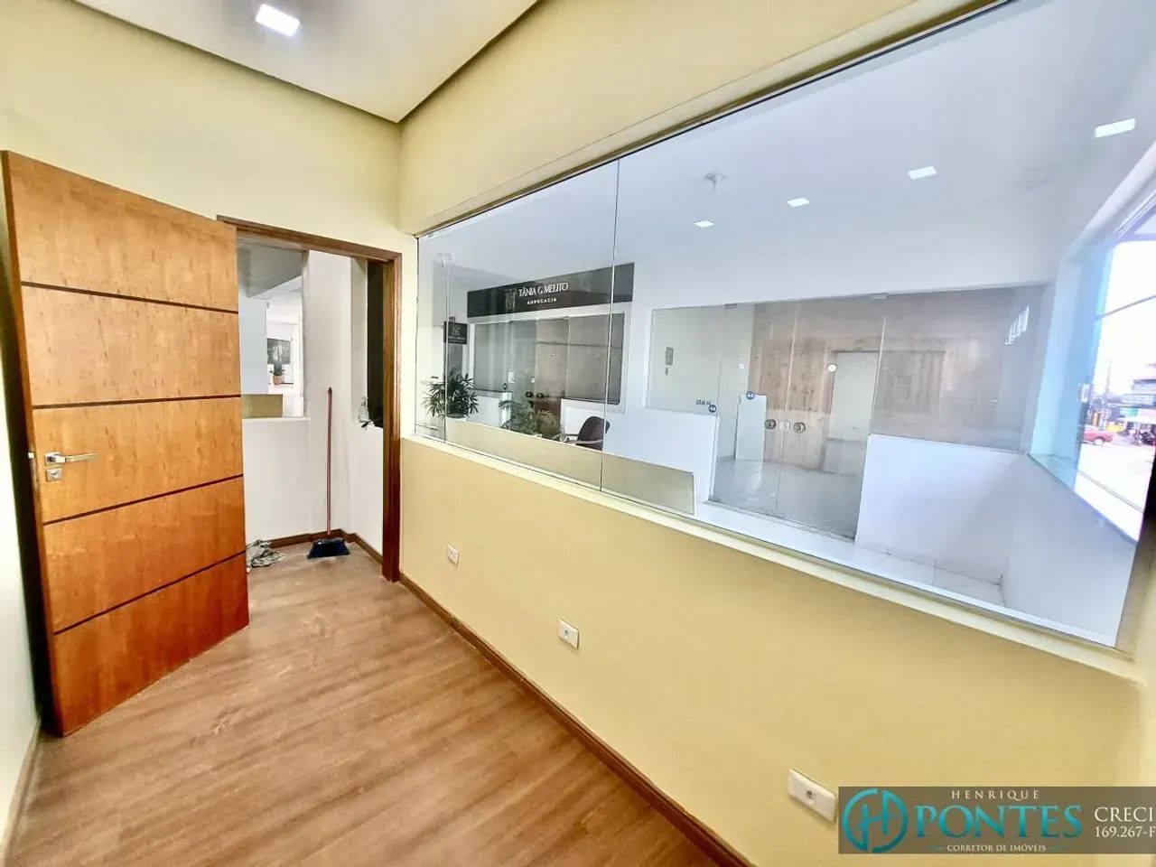 Sala Comercial à Venda no Centro - Peruíbe/SP - Foto 2
