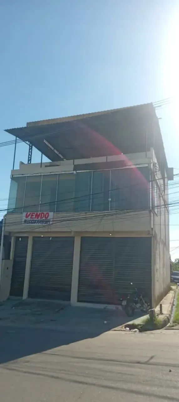 PRÉDIO COMERCIAL NO DISTRITO 2 EM VIA PRINCIPAL C/ 02 PISOS MED. 250 M2!