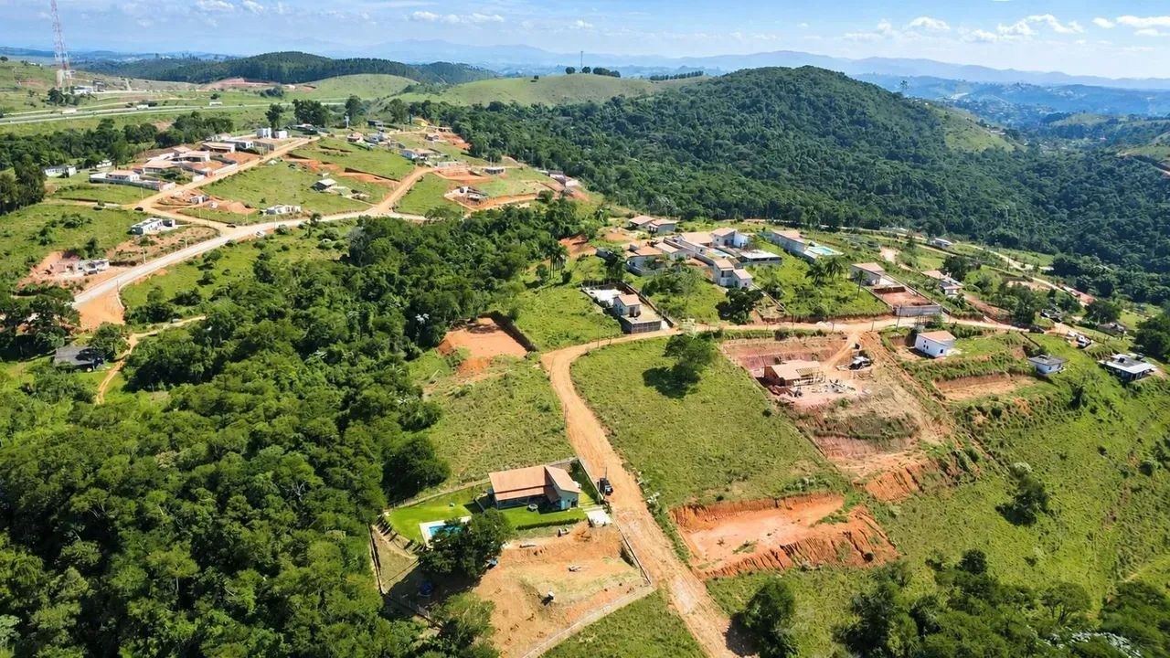 TERRENO SEM PADRÃO DE CONSTRUÇÃO! - Foto 5