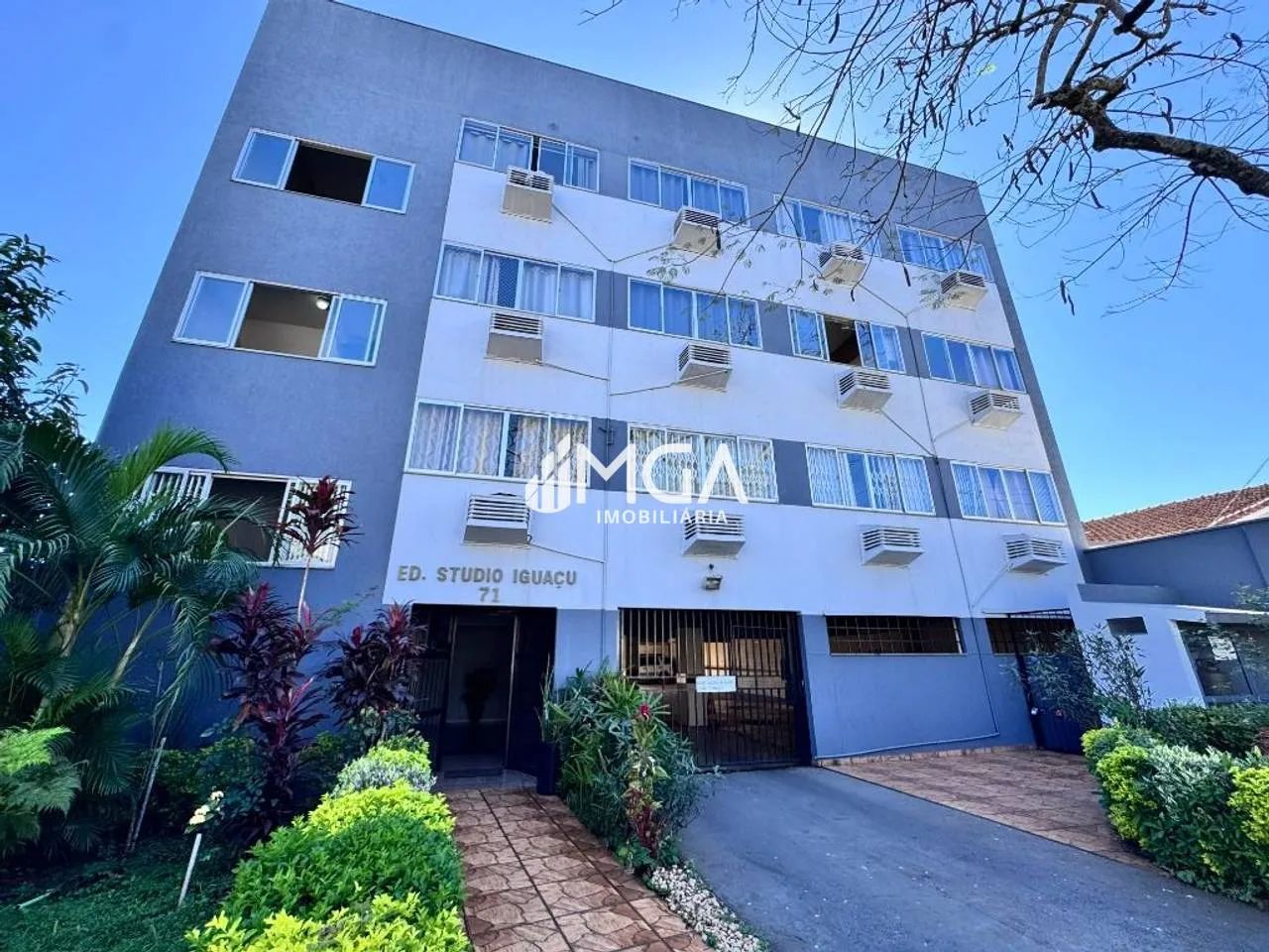 Kitnet com 1 dormitório para alugar, 46 m² por R$ 1.536,00/mês - Edifício Studio Iguaçu - 