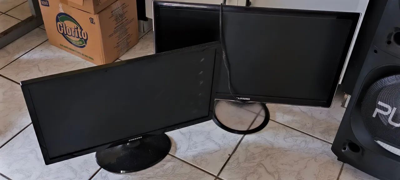 2 monitores 24' e 27' polegadas para peças