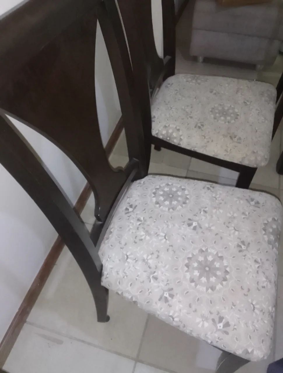 Mesa de jantar com 6 cadeiras  - Foto 2