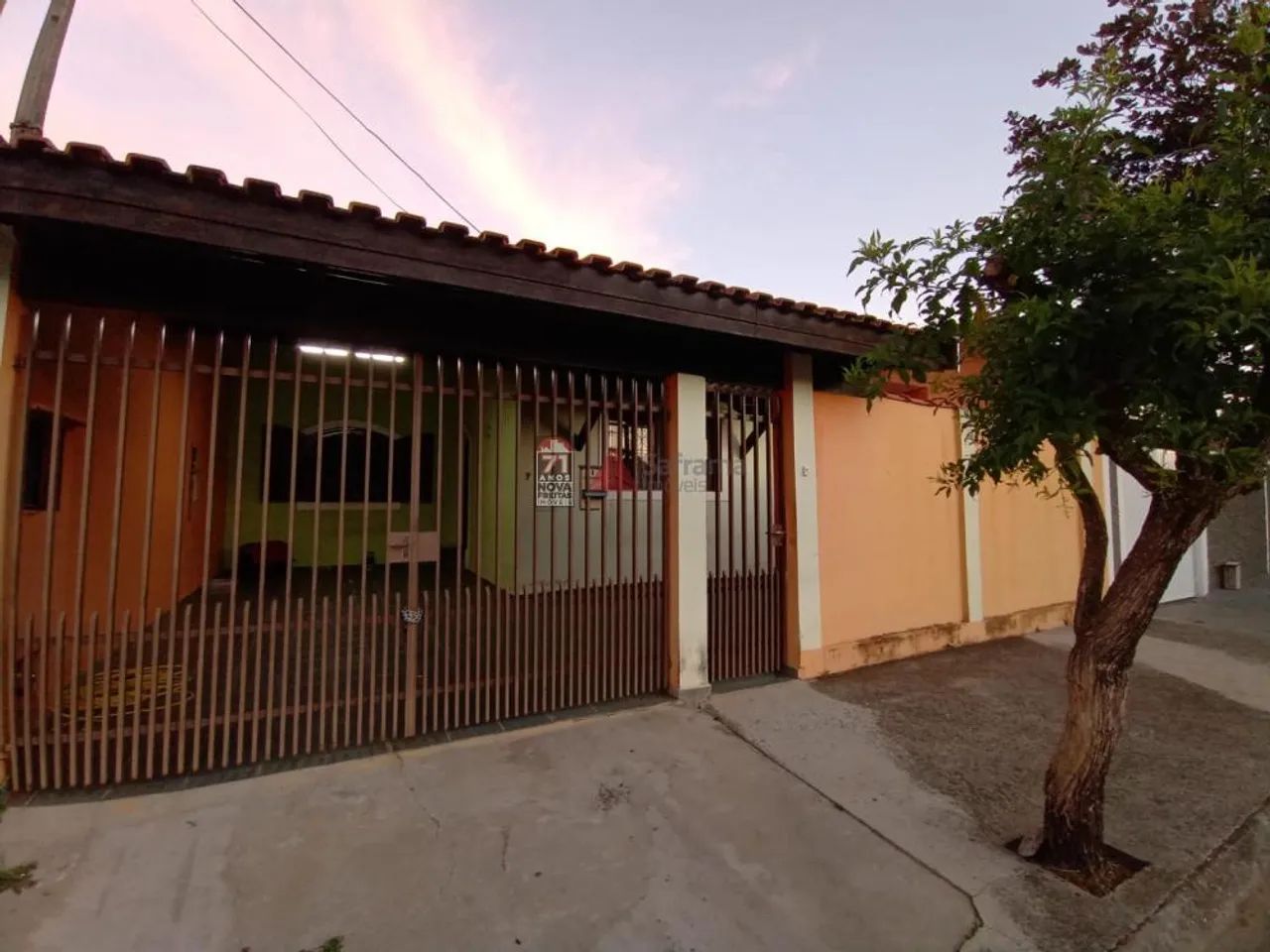 Casa Padrão em Pindamonhangaba