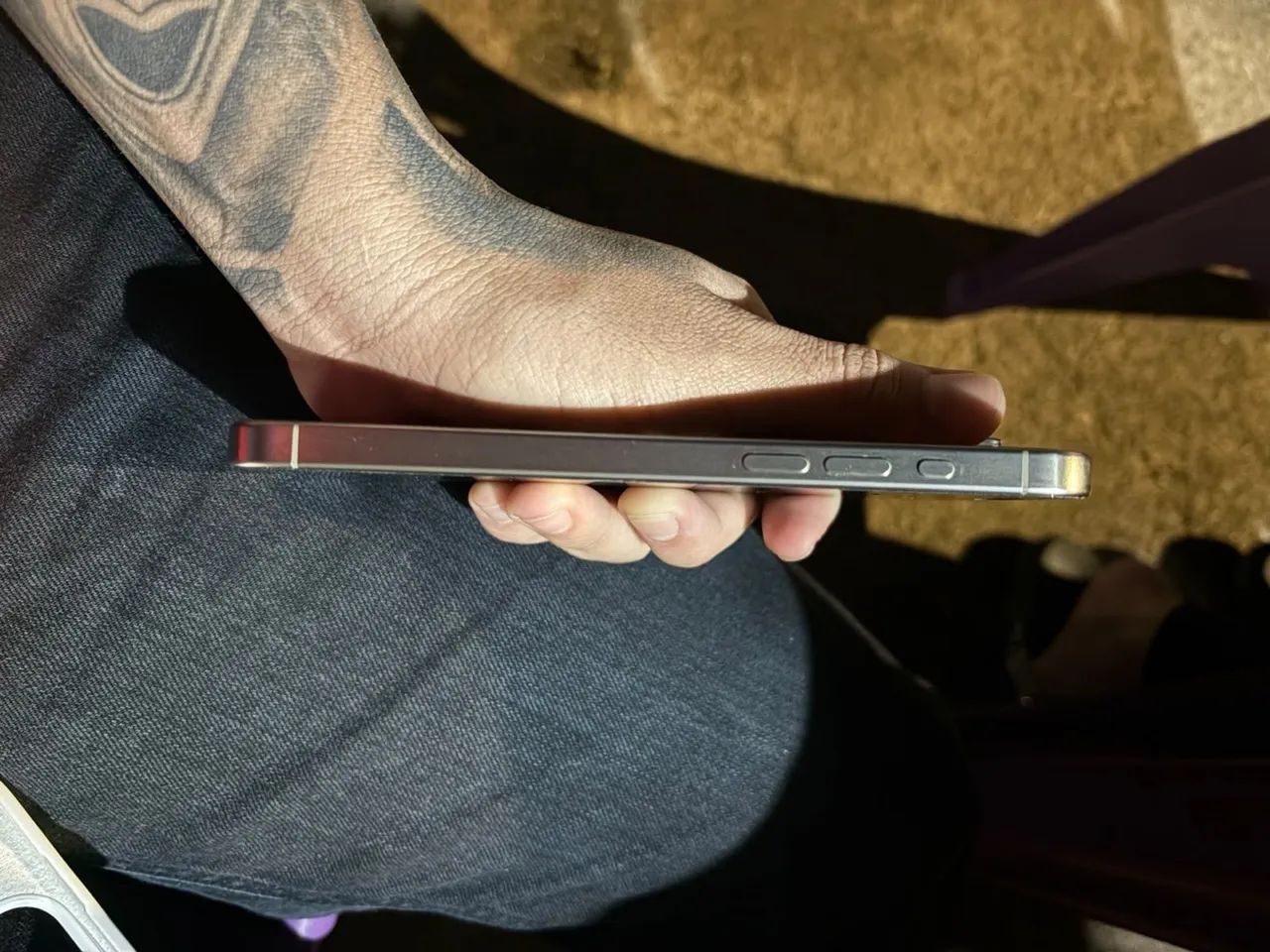 Vendo ou troco iPhone 15 pro max  - Foto 3