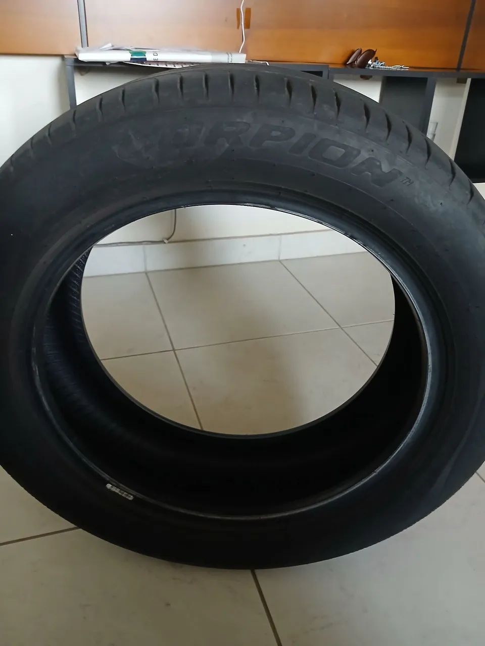Pneu em ótimo estado  - Foto 5