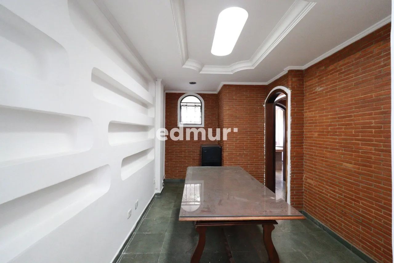 SALA para ALUGUEL com 55m² no bairro Vila Bastos com 0 quartos e 1 vagas. Santo André, SP