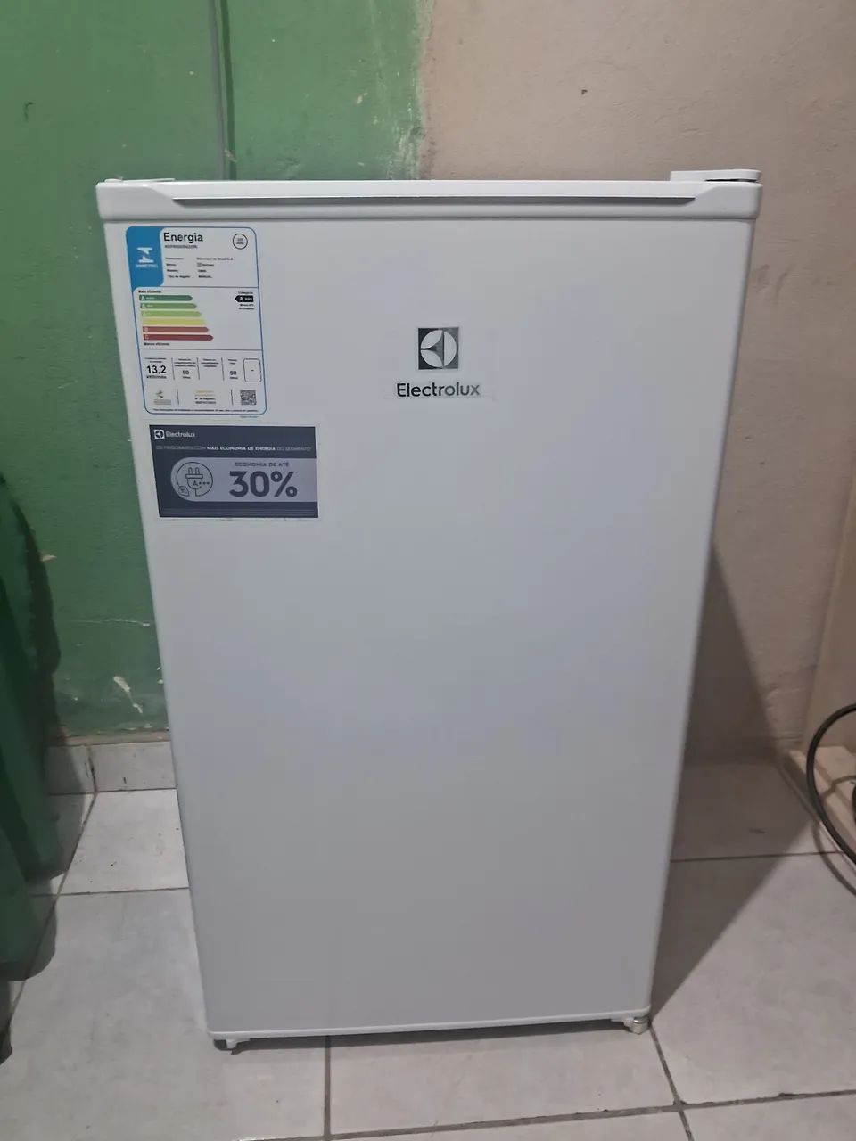 Frigobar Electrolux Seminovo.                           Faço entrega - Foto 2