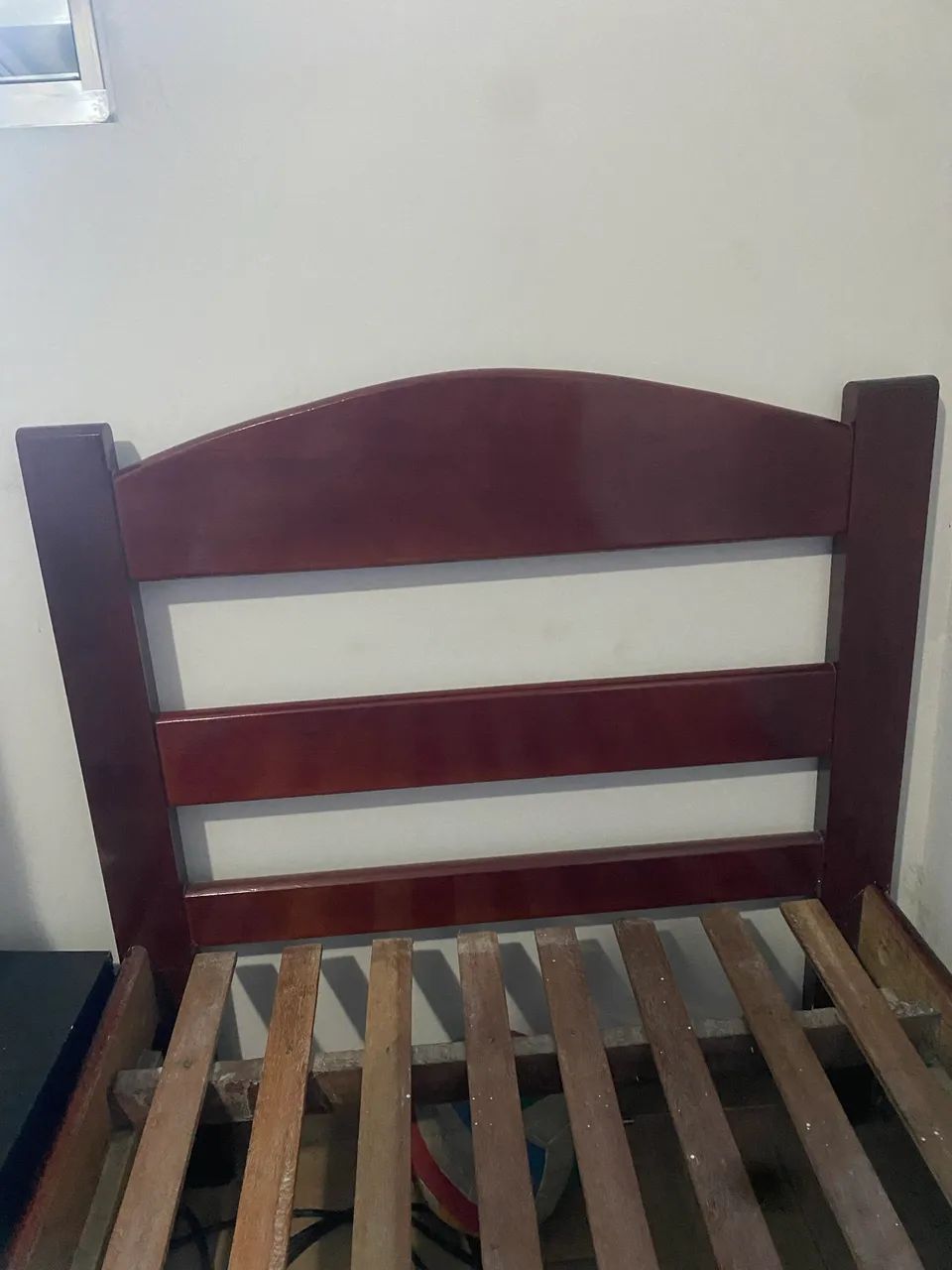 Cama de solteiro madeira 