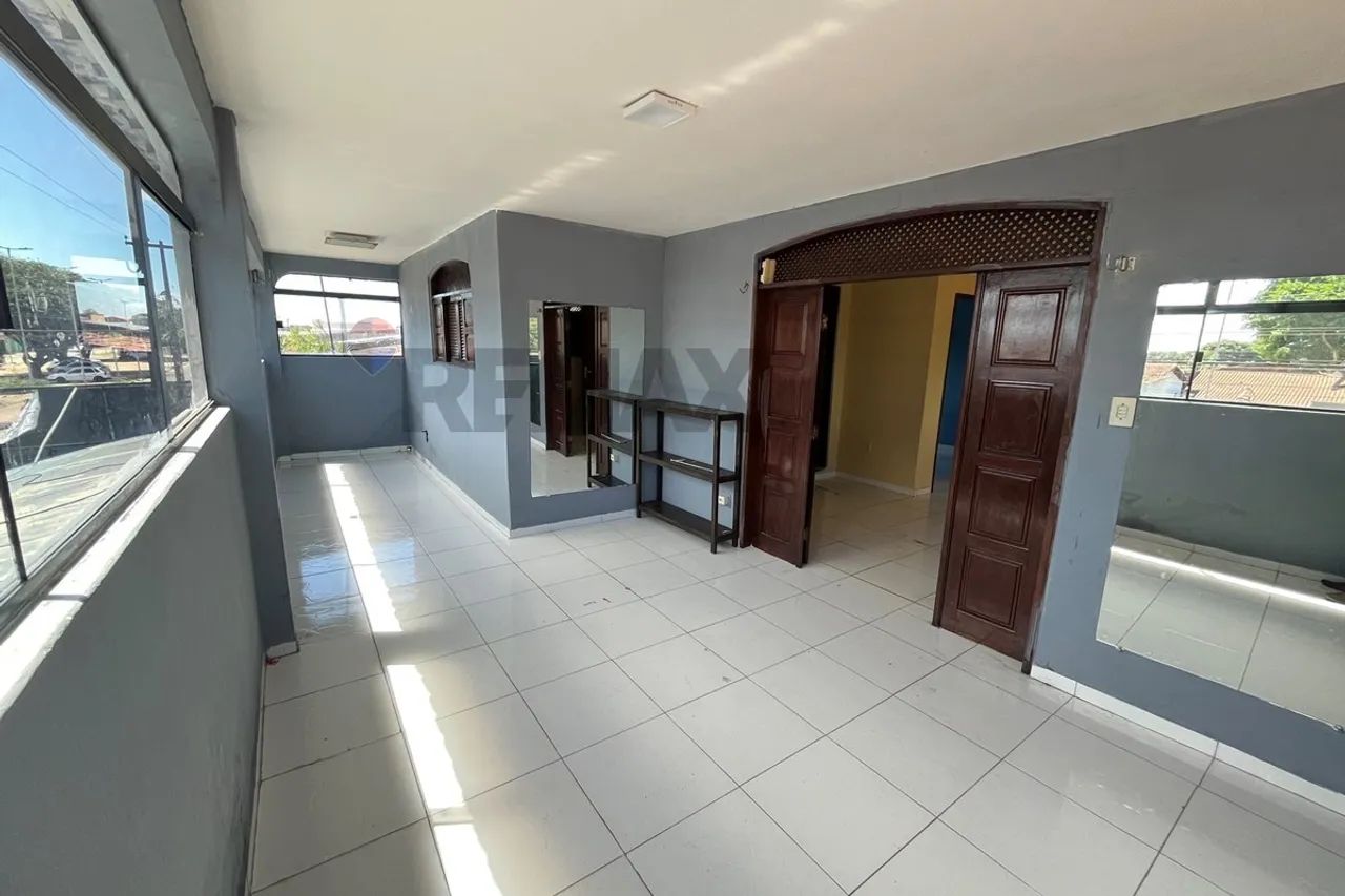 Casa com Ponto comercial em Avenida! 3/4 suítes + 1 master - Foto 3
