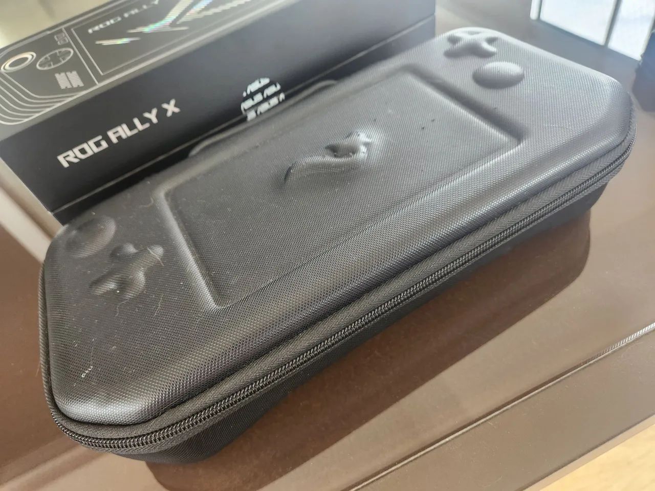 ROG Ally X 1TB - Impecável + Case + Caixa e Acessórios - Foto 5