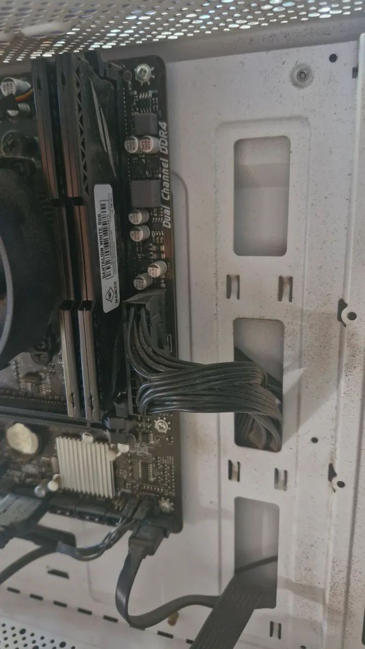 Placa Mãe Biostar B450mhp Amd Am4 Matx Ddr4 Cor Preto - Foto 3