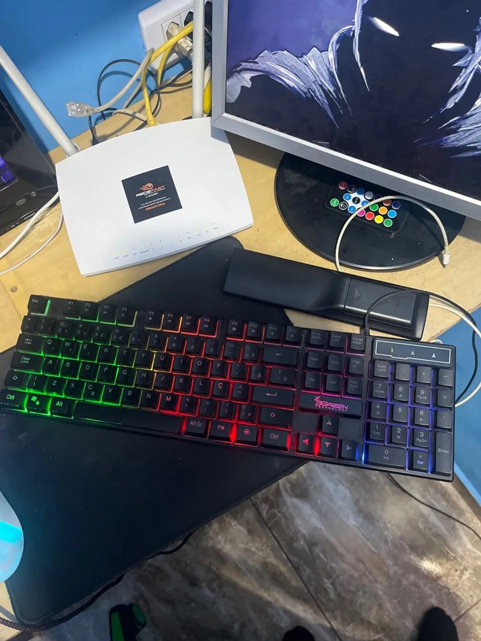 VENDO PC GAMER COM TECLADO DE LED - Foto 3
