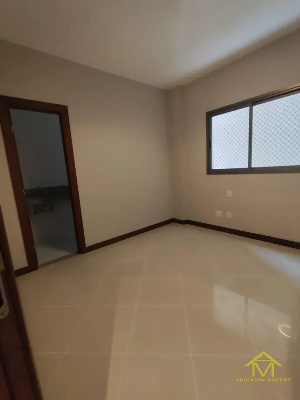 Amplo Apartamento em Itapuã: 4 Suítes com 320 m² - Foto 5