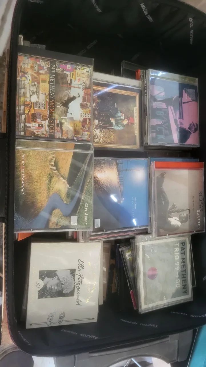 Vendo coleção de CDs de jazz a 40 reais cada 