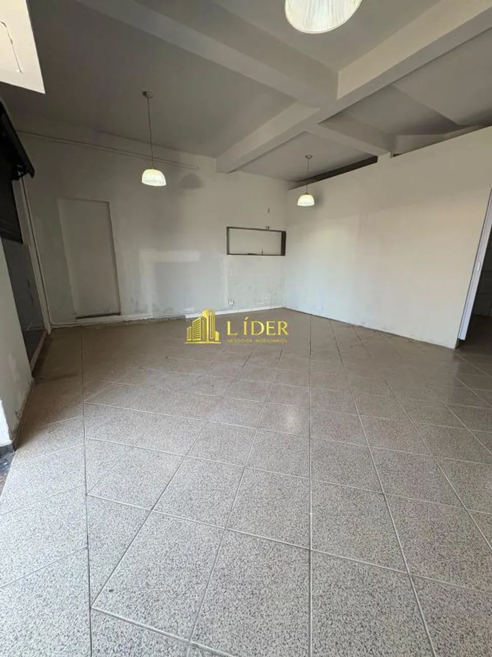LOJA DISPONÍVEL BEM LOCALIZADO - Foto 3