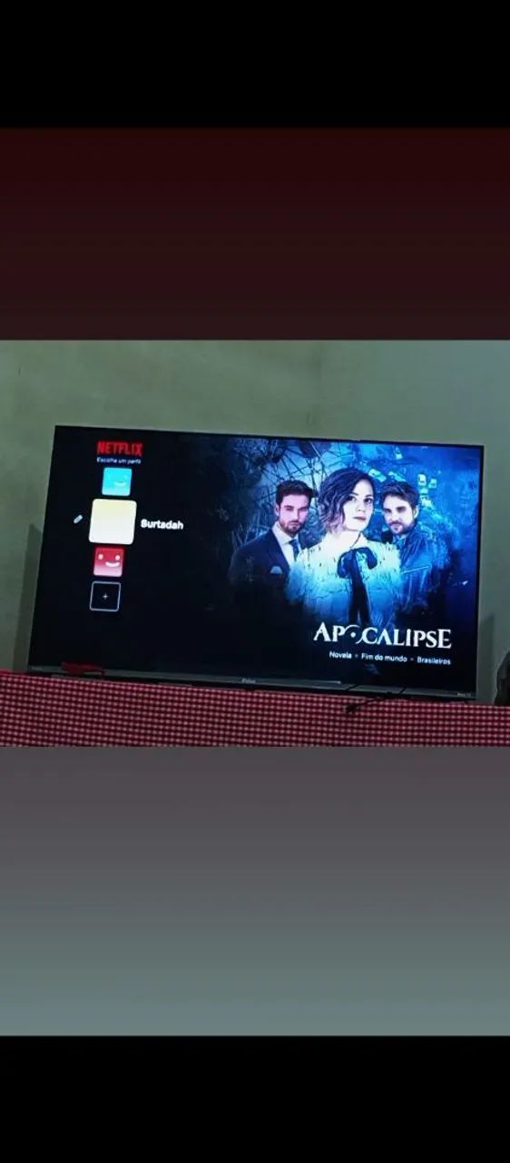 Vende se uma smartv de 43 polegadas 