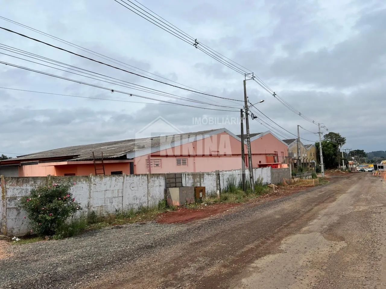 BARRACÃO À VENDA NO CARÁ-CARÁ - Foto 3
