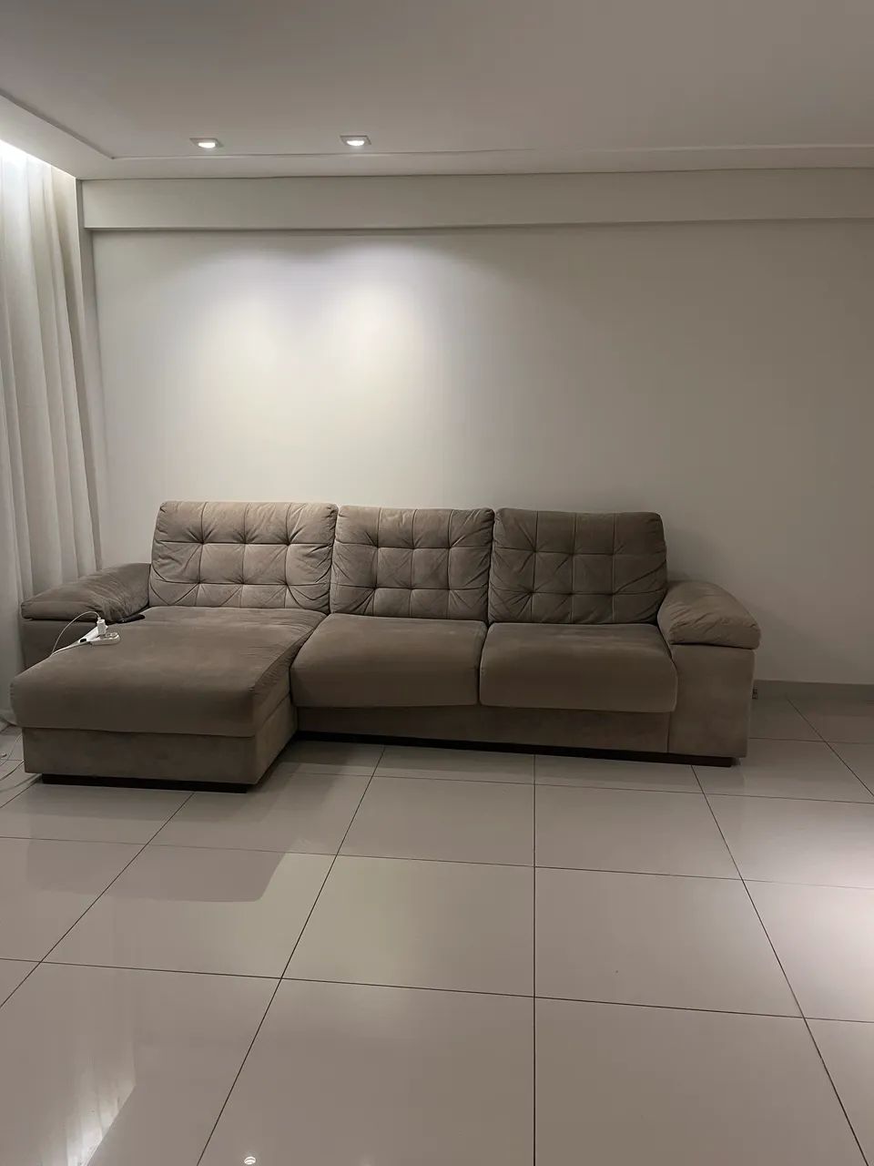 Sofá 3 lugares. - Foto 4