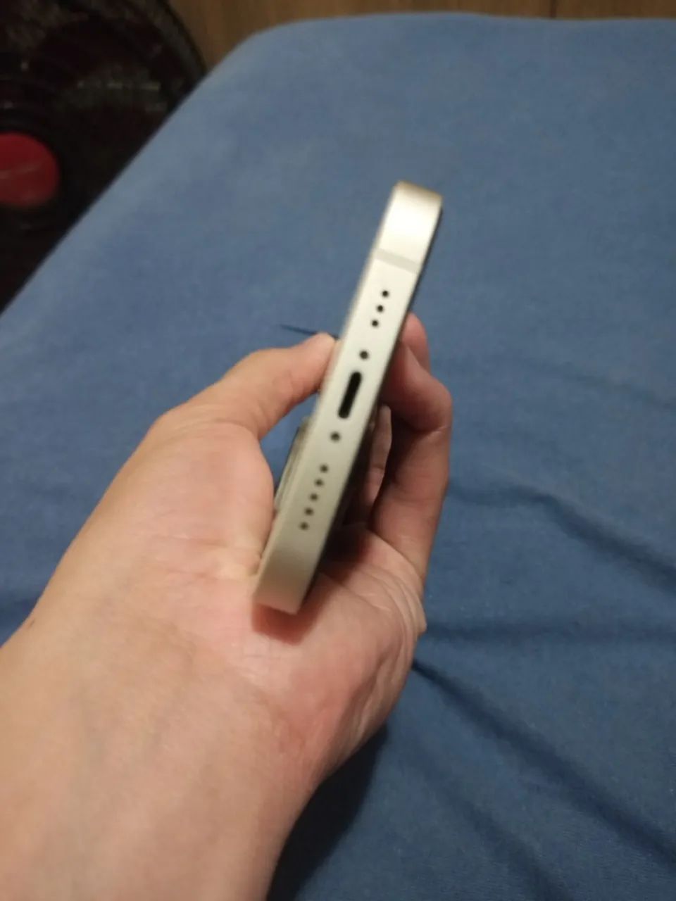 Iphone 13 100% de bateria com a traseira trocada - Foto 3