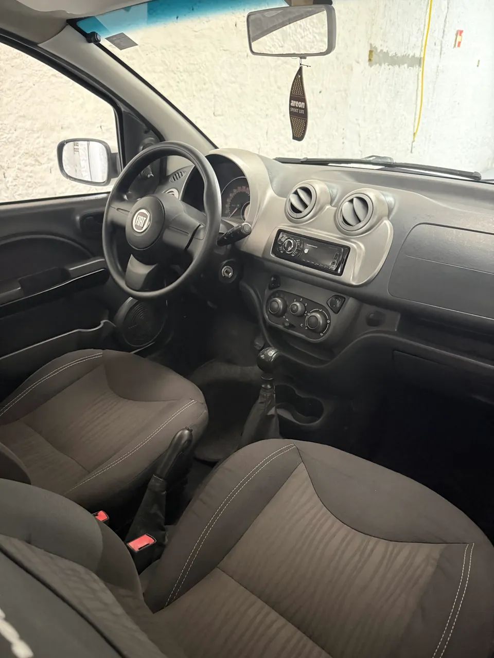 Fiat Uno WAY Celeb. 1.0 EVO Fire Flex 8V 5P 2013 - Foto 5