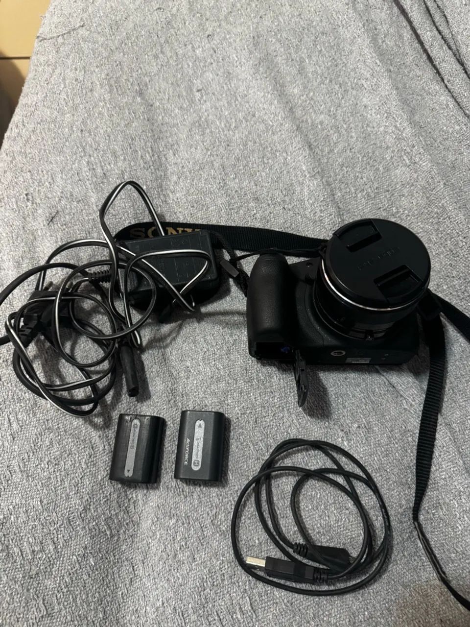Sony Cyber-shot DSC-HX100V